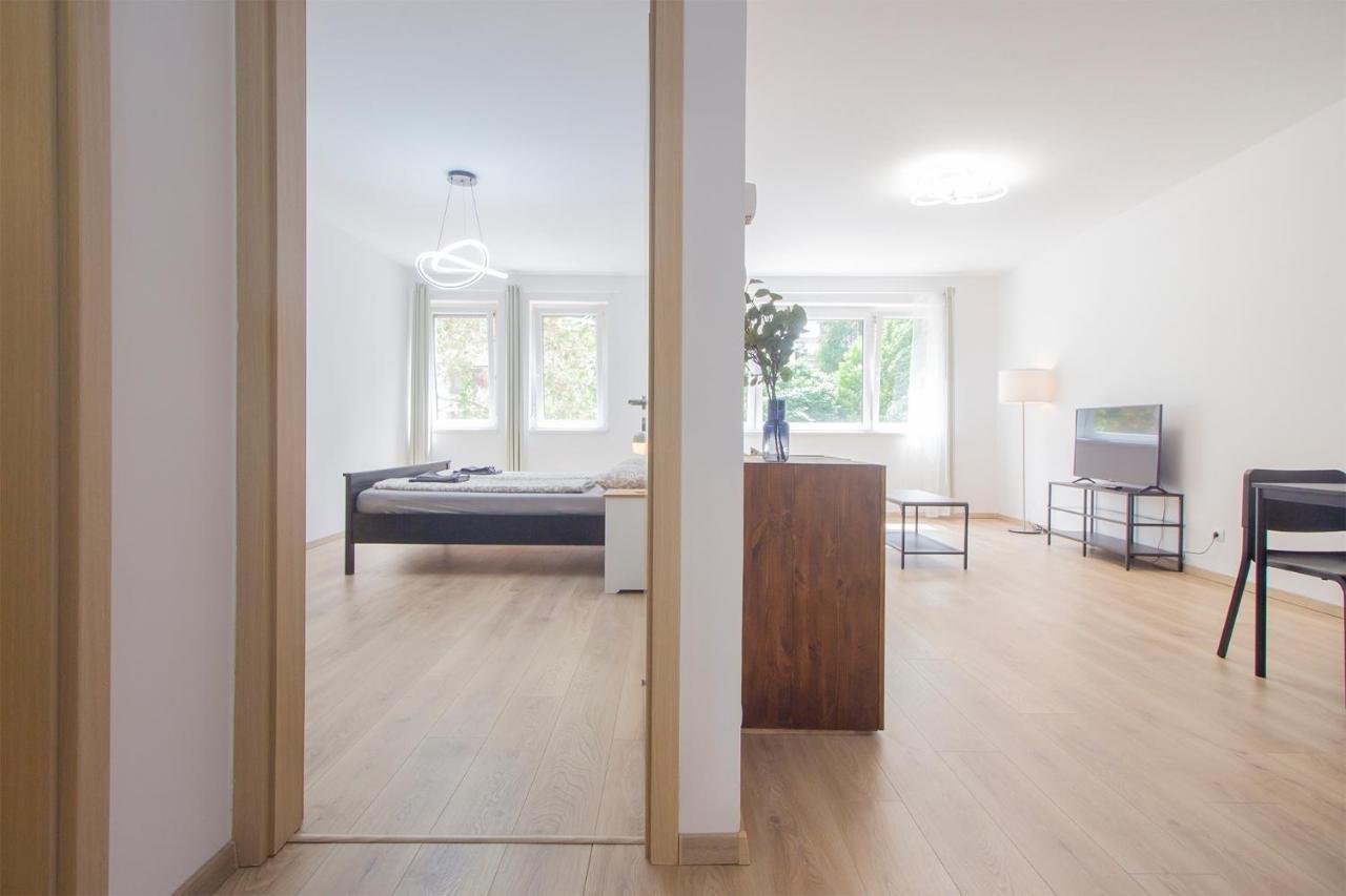 Spring House With Free Private Parking Apartment Budapest Exterior photo