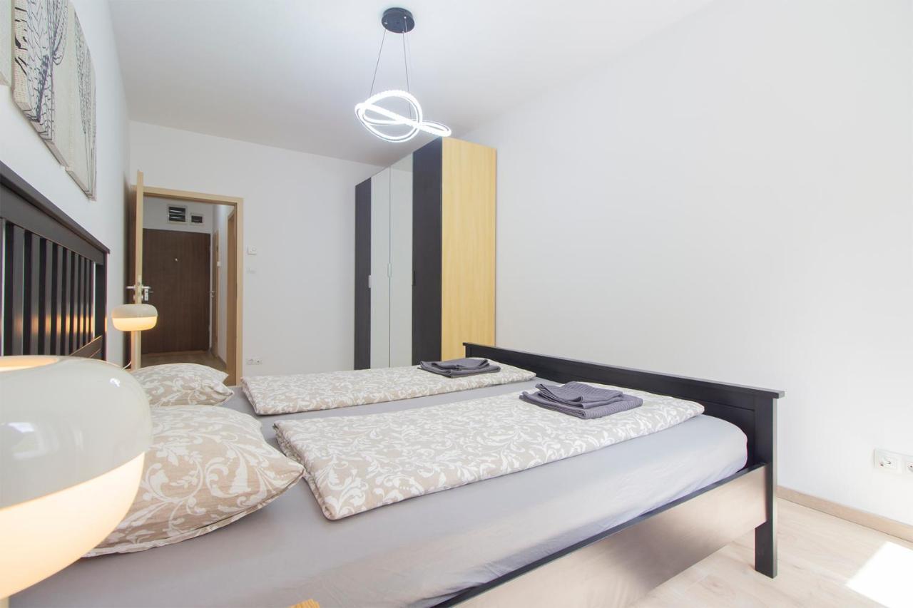 Spring House With Free Private Parking Apartment Budapest Exterior photo